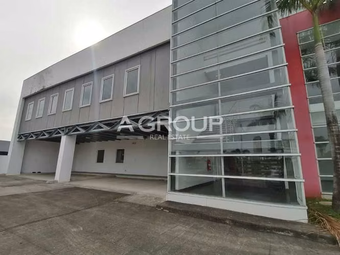 Santa Maria Business Park - Santa Maria -  Se Vende Bodega
