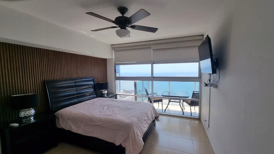Venta de apartamento en Waters - Ave. Balboa