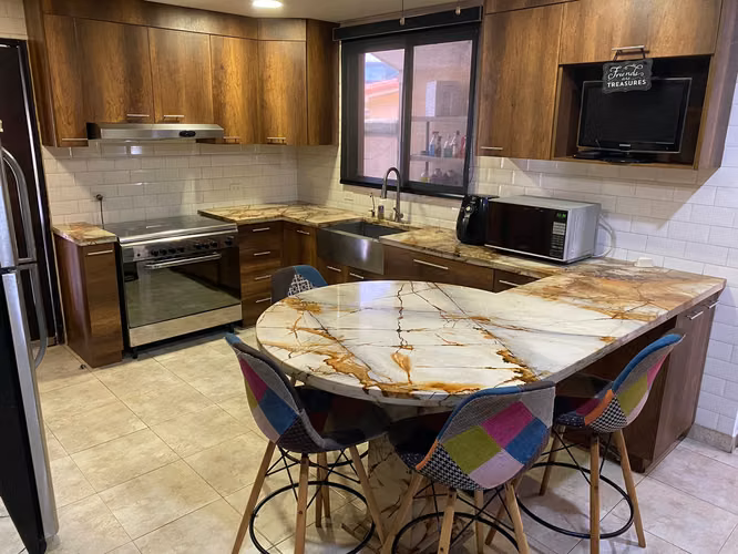 Venta de casa en Altos de Panama - Paseo Dorado