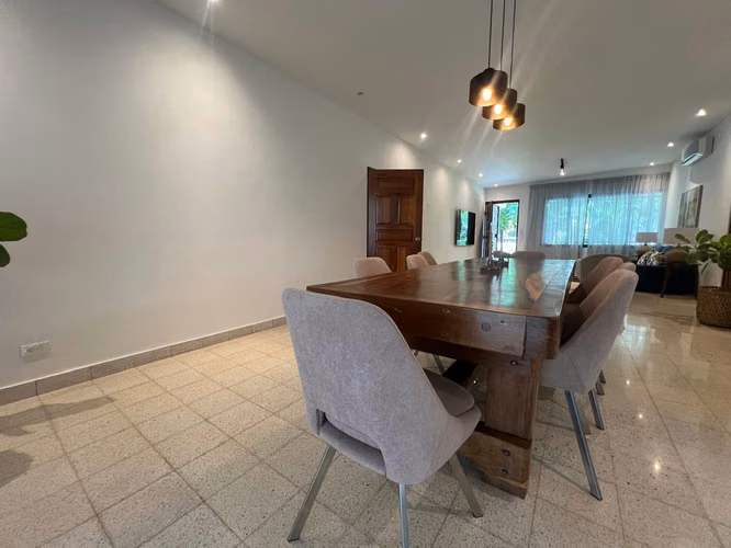 House for sale in Altos del Golf - Puerta del Golf