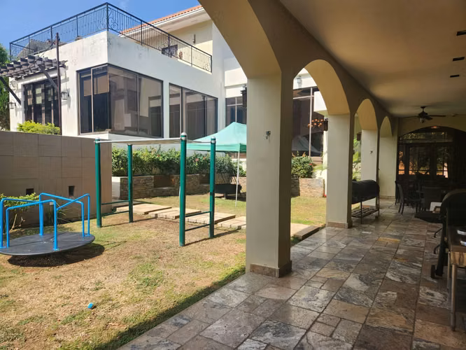 Venta de casa en Clayton