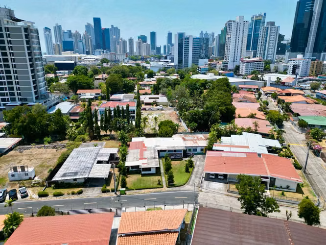 CASA TERRENO EN VILLA LILLA SAN FRANCISCO EN VENTA