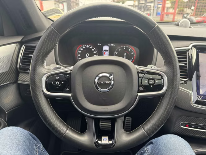 VOLVO XC90 2018