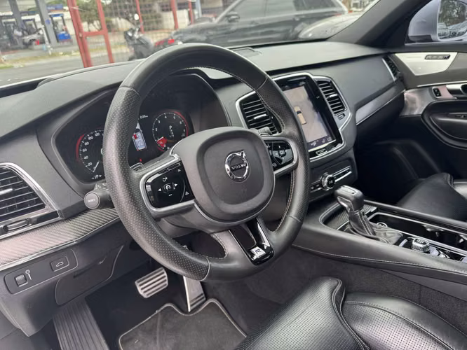 VOLVO XC90 2018