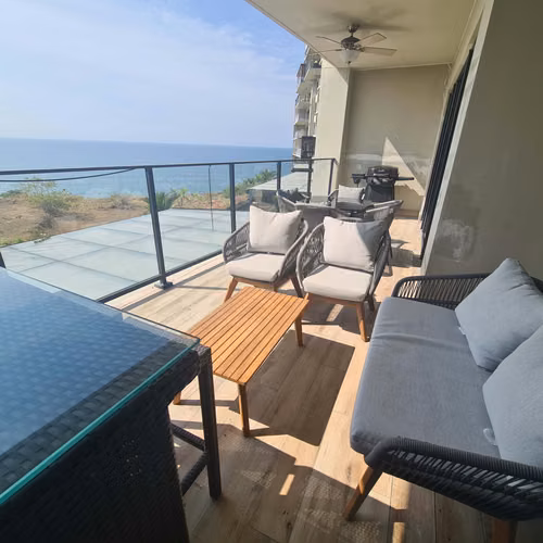 VENDO APARTAMENTO. PUNTA CAELO. SAN CARLOS. PLAYA. PADEL.