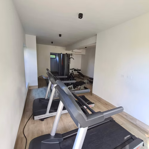 VENDO APARTAMENTO. PUNTA CAELO. SAN CARLOS. PLAYA. PADEL.