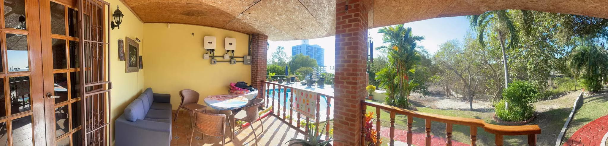 SE VENDE CASA VISTA AL MAR PLAYA CORONA, SAN CARLOS, NEGOCIABLE
