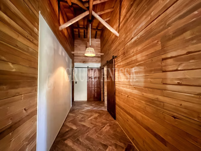 Se Vende Moderna e Impresionante Casa en Altos del Maria