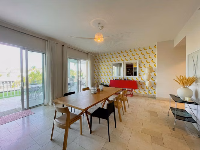 Venta de Apartamento de Playa en Buenaventura Panamá