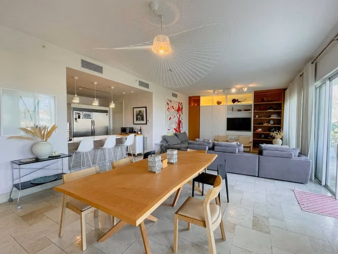 Venta de Apartamento de Playa en Buenaventura Panamá