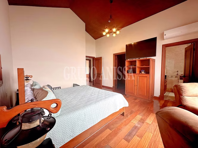 Oportunidad! Se Vende la más Bella Casa de Altos del Maria