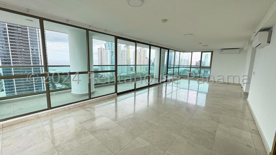 Venta de Apartamento de 273 m2 en PH Park Lane, Costa del Este 25-104GG