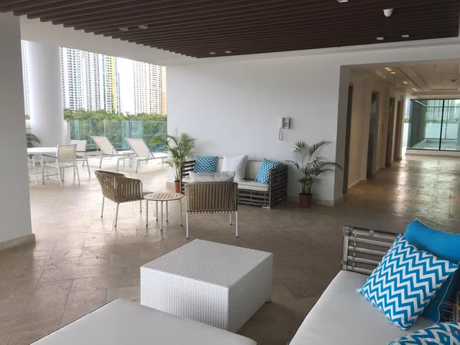 Venta de Apartamento de 273 m2 en PH Park Lane, Costa del Este 25-104GG