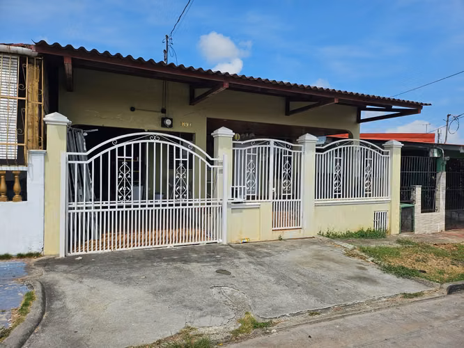 House for sale in Ph Bello Horizonte Juan Diaz