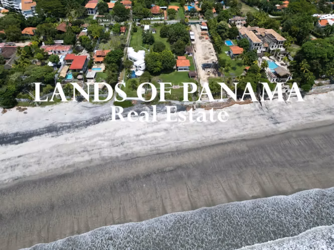 SE VENDE TERRENO EN CORONADO – FRENTE AL MAR