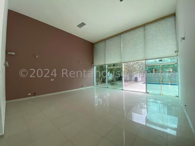 Venta de Casa Modelo Vetro en PH Costa Esmeralda, Costa Sur 24-8834GG