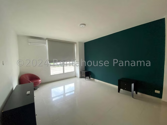 Venta de Casa Modelo Vetro en PH Costa Esmeralda, Costa Sur 24-8834GG