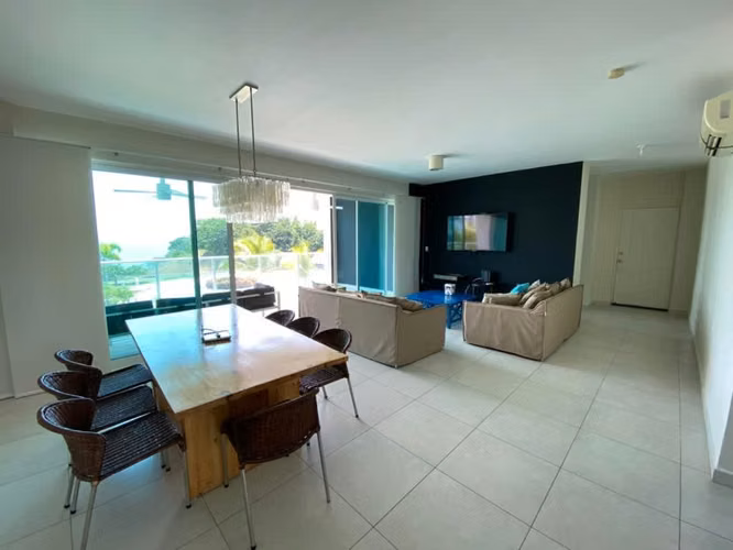 Venta de Espacioso Apartamento en Playa Bijao