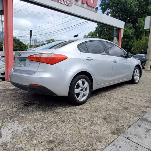 Kia Cerato 2013