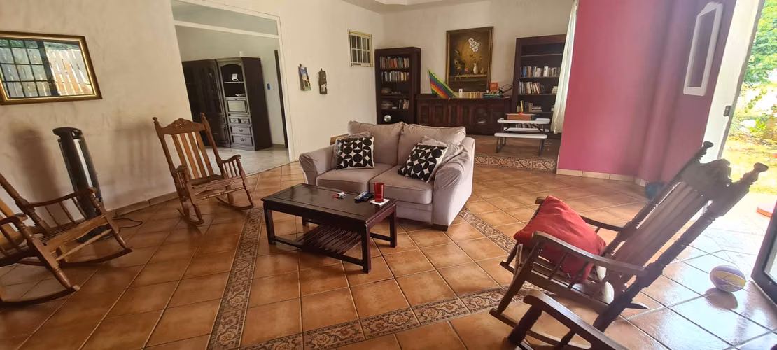 VENDO CASA. ESPAVE. CAMPO. PLAYA. CORONADO.