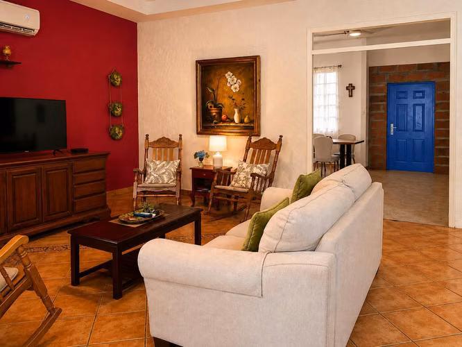 VENDO CASA. ESPAVE. CAMPO. PLAYA. CORONADO.