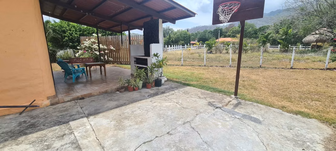 VENDO CASA. ESPAVE. CAMPO. PLAYA. CORONADO.