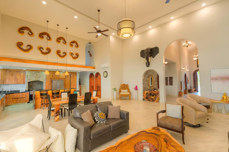Venta de casa en Pedasi - Costa Pedasi