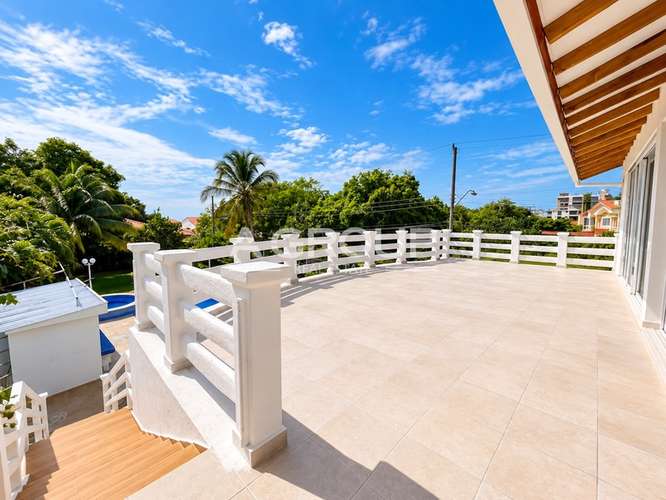 Se alquila Corto Plazo Por Noche - Casa De Playa en Coronado a pasos del mar