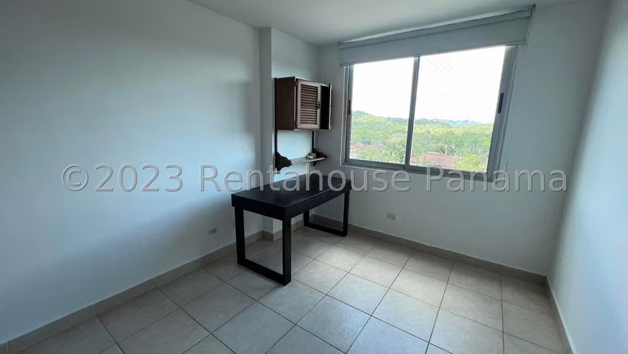 Venta de Apartamento Amoblado de 125 m2 en PH Clayton Park 25-6002GG