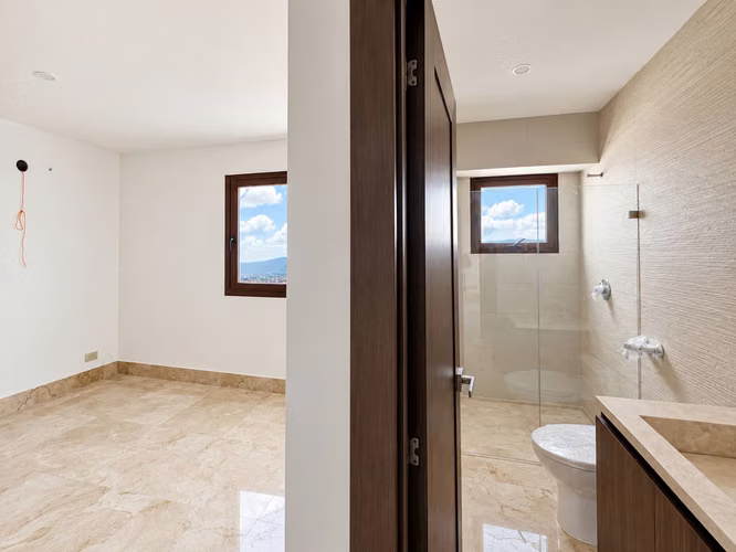 PH The Colonial | Para estrenar, piso alto + vista abierta