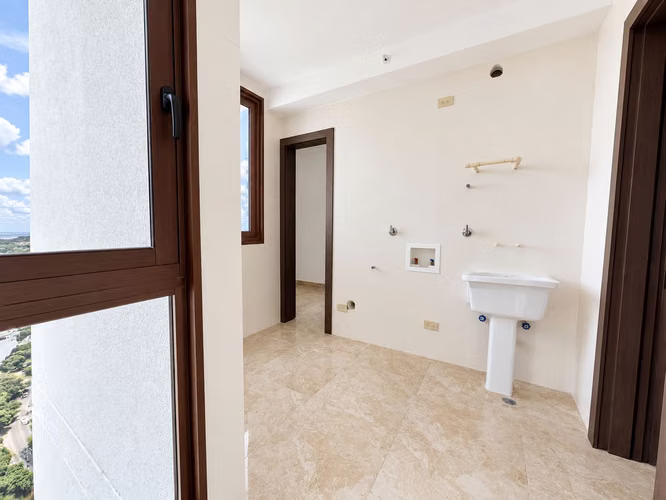 PH The Colonial | Para estrenar, piso alto + vista abierta