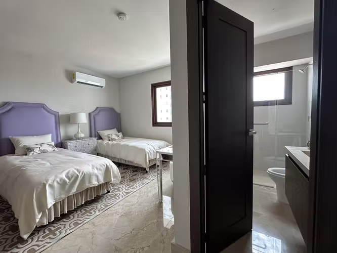 PARA ESTRENAR — PH The Colonial | 190 m² | Piso alto | Vista abierta | 3 parking | $579,800