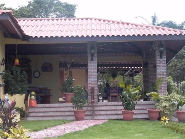 ALQUILER DE CASA EN PLAYA CORONA