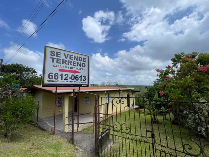 FOR SALE: 9.8 HA FARM WITH HOUSE & RIVER – LA CHORRERA