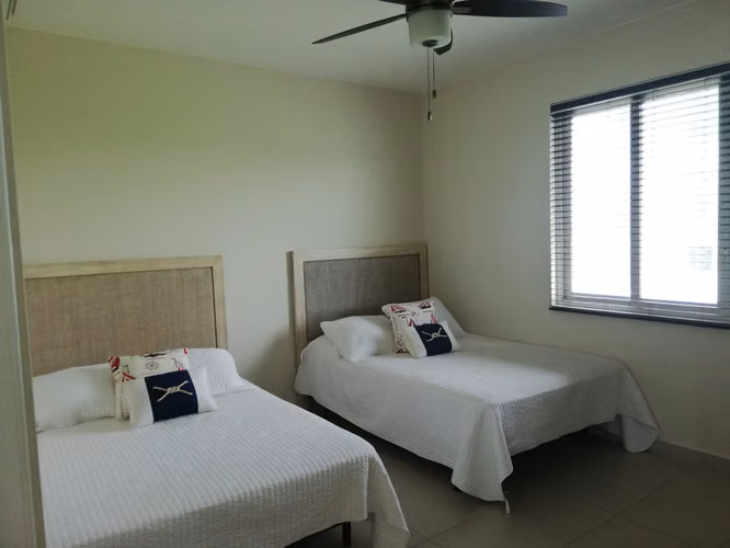 VENDO APARTAMENTO. BIJAO. QUARRY HEIGHT. PLAYA. GOLF. PADEL.