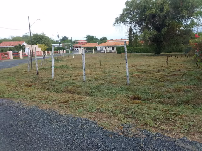 Corner ground sold in Coronado, near BP synagogue
