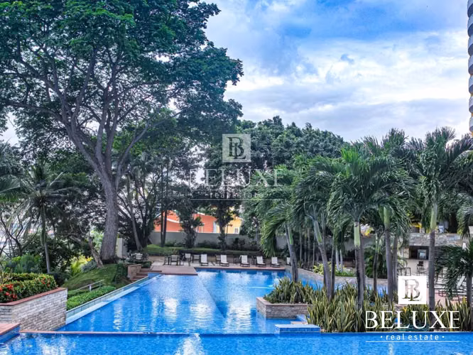 VENDO APARTAMENTO AMOBLADO Y CON VISTA AL MAR EN PH BAHIA (2)