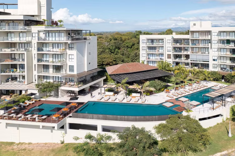 Luxurious Ocean View Condo at Punta Caelo