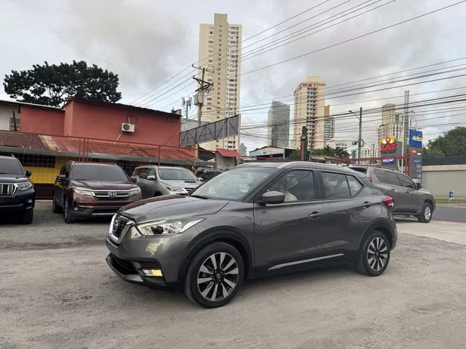 NISSAN KICKS 2018