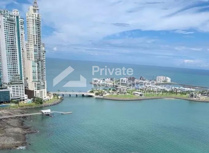 Venta de Apartamento en Punta Paitilla PH Ocean Front