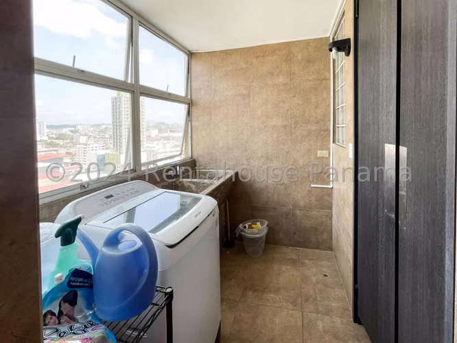Venta de Apartamento de 275 m2 en PH Aileen, El Carmen 25-1256GG