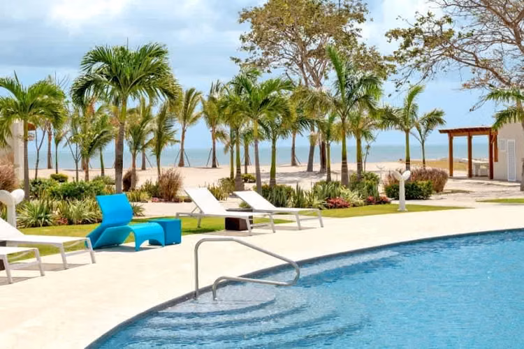 Beach Front Condos - Playa Caracol