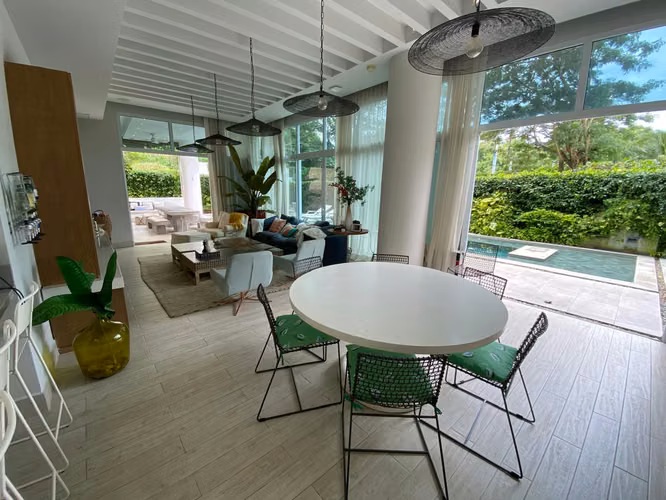 SOLEA PUNTA BARCO EN VENTA PLANTA BAJA CON PISCINA