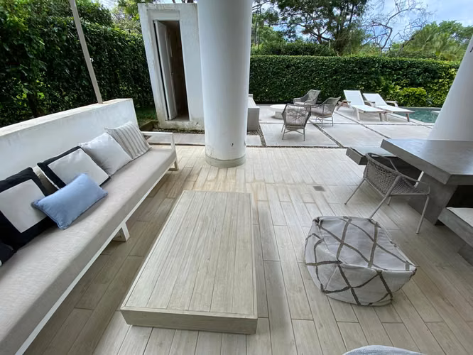 SOLEA PUNTA BARCO EN VENTA PLANTA BAJA CON PISCINA