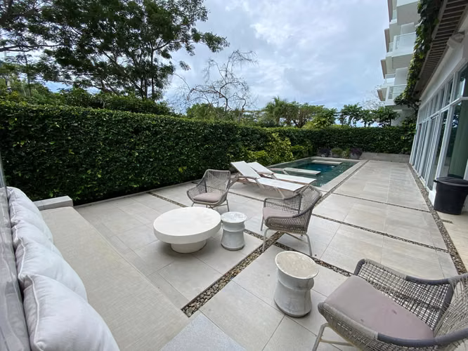 SOLEA PUNTA BARCO EN VENTA PLANTA BAJA CON PISCINA