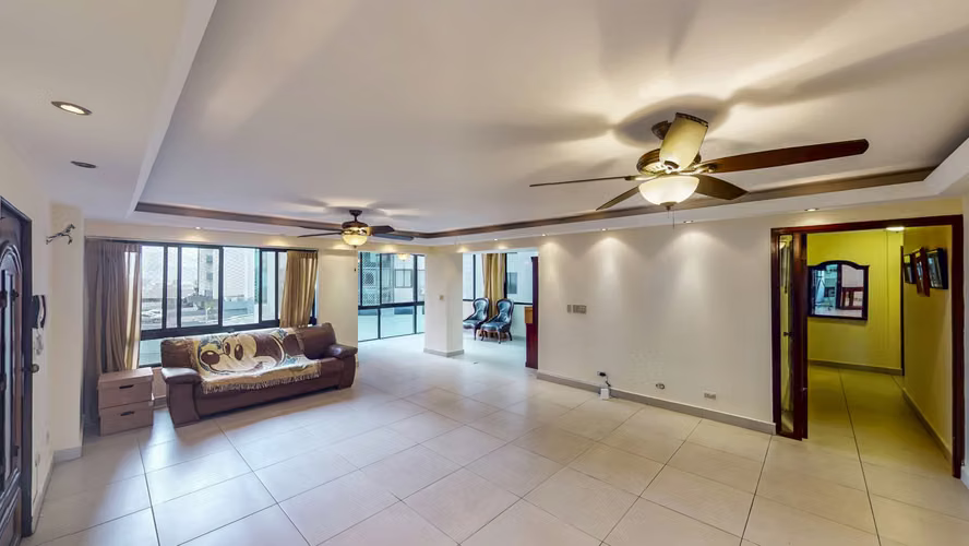 Venta de amplio y cómodo apartamento en Las Perlas – Punta Paitilla