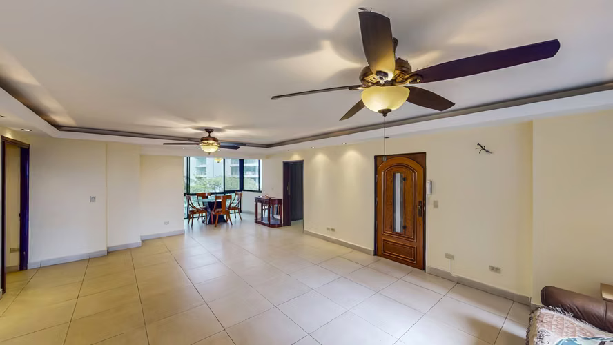 Venta de amplio y cómodo apartamento en Las Perlas – Punta Paitilla
