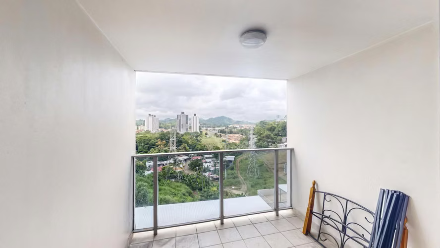 Venta de magnífico apartamento en Rokas 6 – Condado del Rey