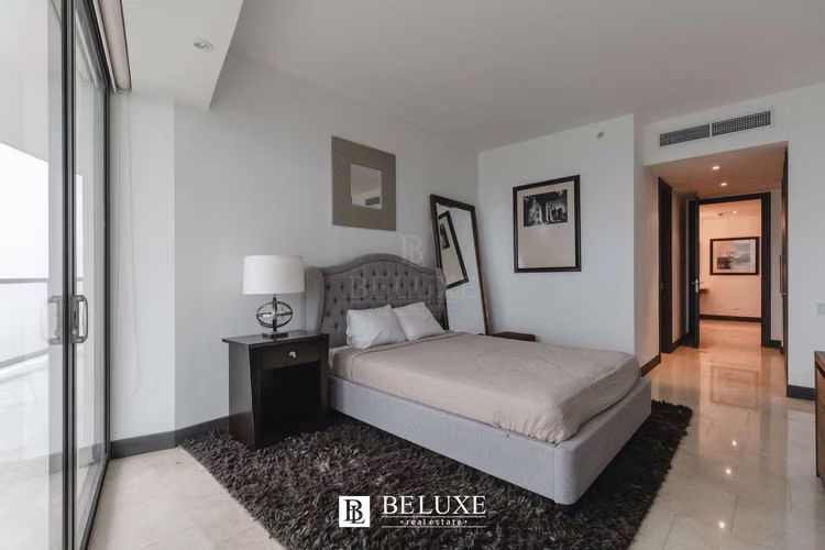 VENDO APARTAMENTO EN PH TOC/TRUMP/JW MARRIOT (1)