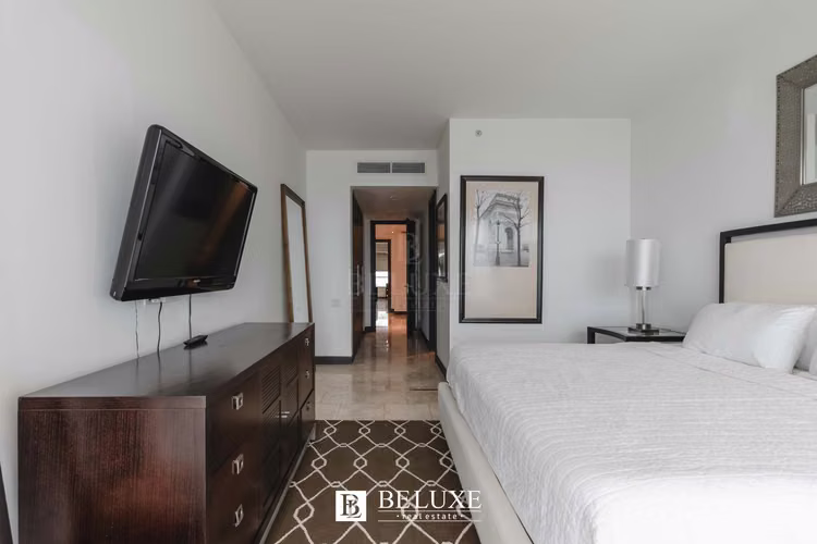 VENDO APARTAMENTO EN PH TOC/TRUMP/JW MARRIOT (1)